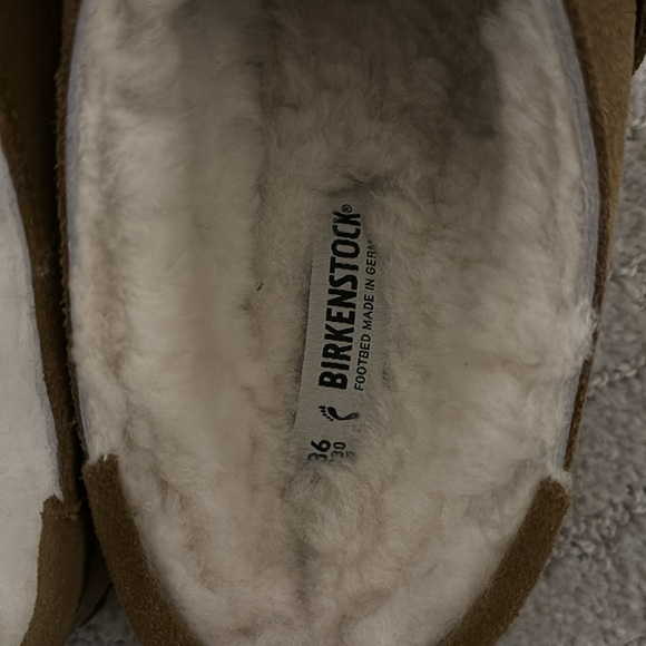 NWOB Buckley Shearling Birkenstock Clogs - Picture 3 of 4